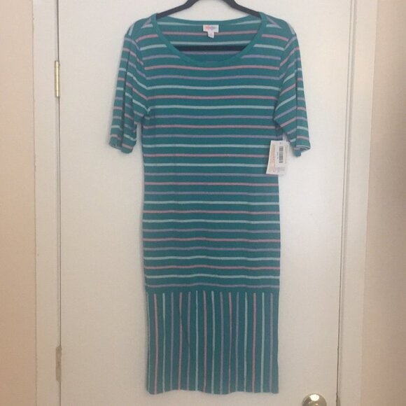 LuLaRoe Dresses & Skirts - M Lularoe‎ Julia Dress